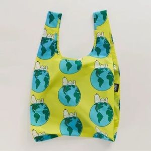 Limited Edition Take Care with Peanuts x Baggu Reusable Bag Snoopy on Earth